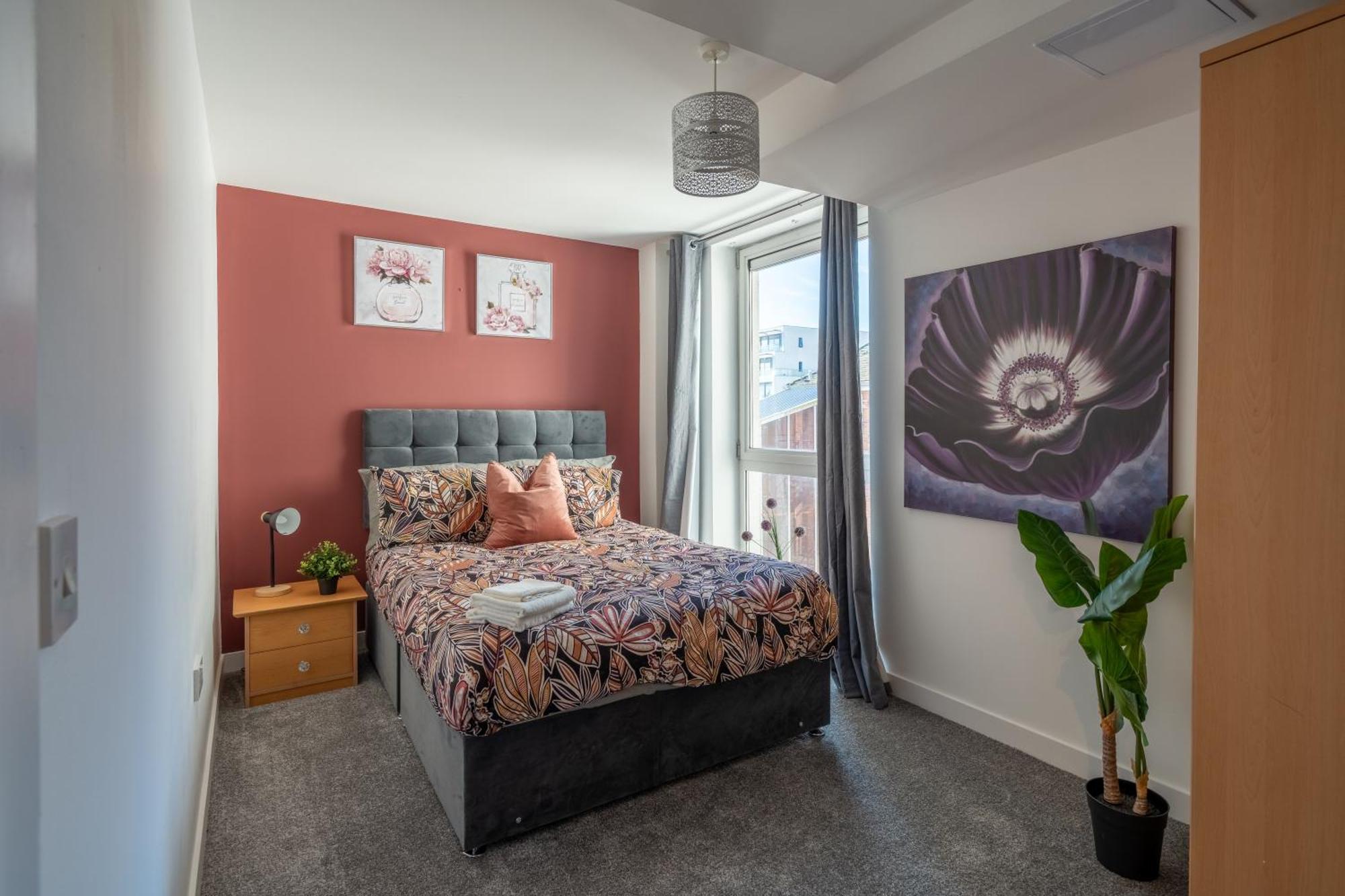 Movie House Executive Suite - Secure Free Parking Μπέλφαστ Εξωτερικό φωτογραφία